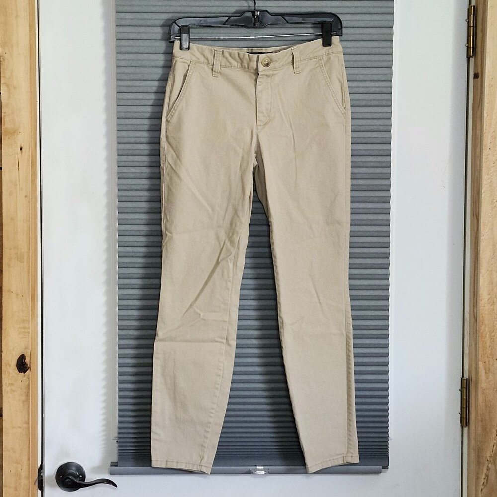 Aeropostale skinny womans pants  size 2 short